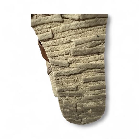 Miz Mooz Tamsyn Women's Ankle Strap Sandal Tan Size 41 US 9.5 Hook Loop Side Zip - Picture 7 of 7